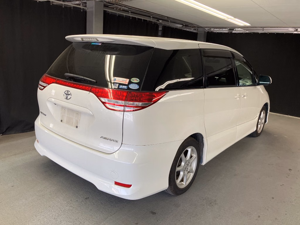 TOYOTA ESTIMA