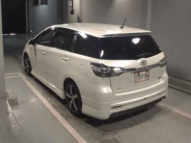 TOYOTA WISH