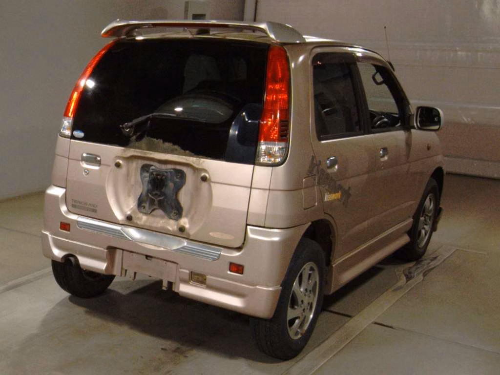 DAIHATSU TERIOS KID