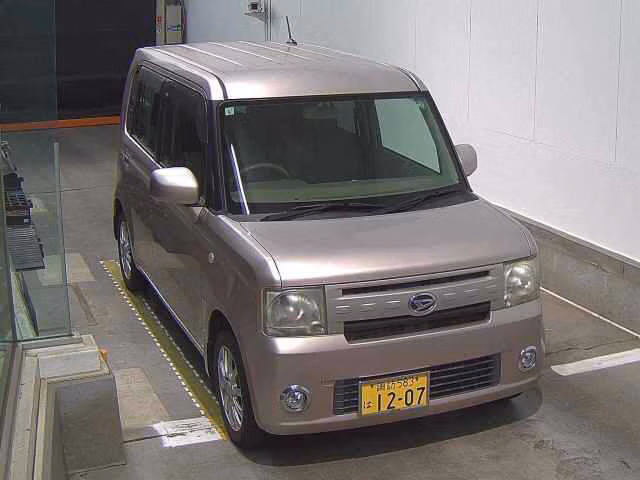DAIHATSU MOVE CONTE