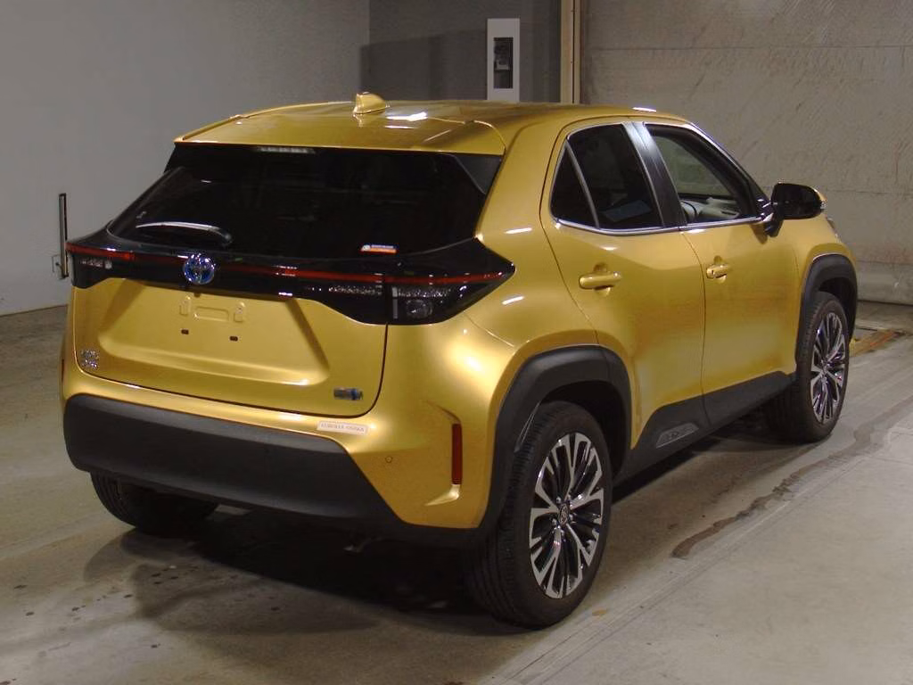 TOYOTA YARIS CROSS
