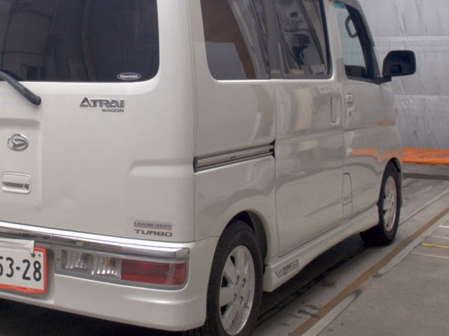 DAIHATSU ATRAI