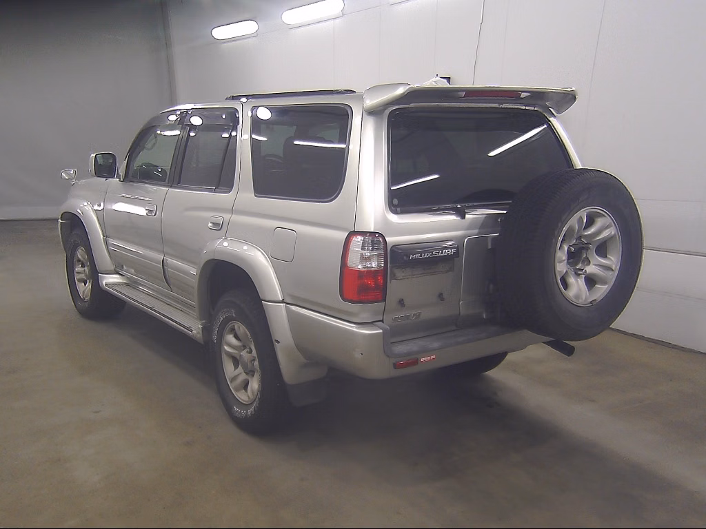 TOYOTA HILUX SURF