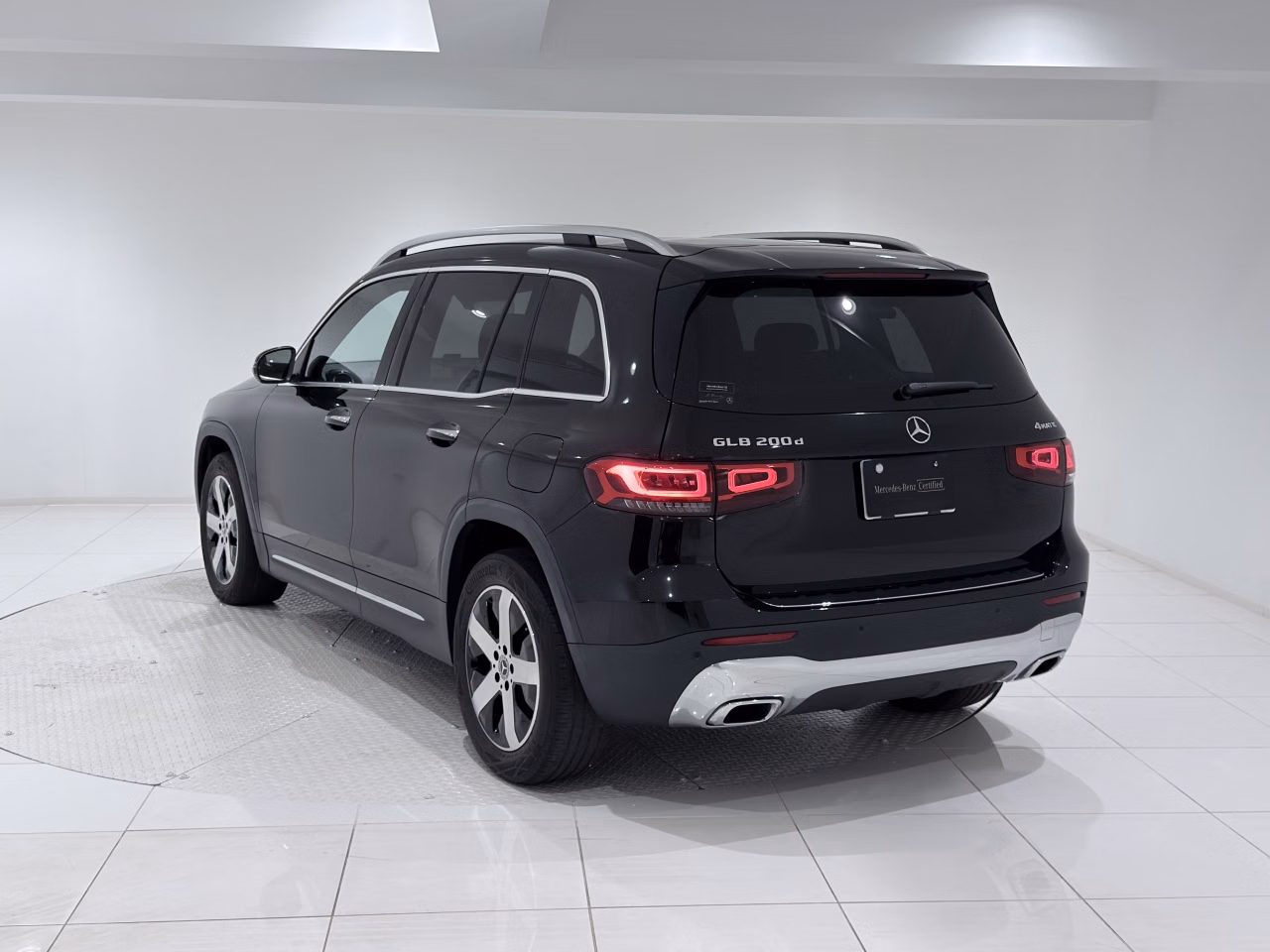MERCEDES-BENZ GLB-CLASS