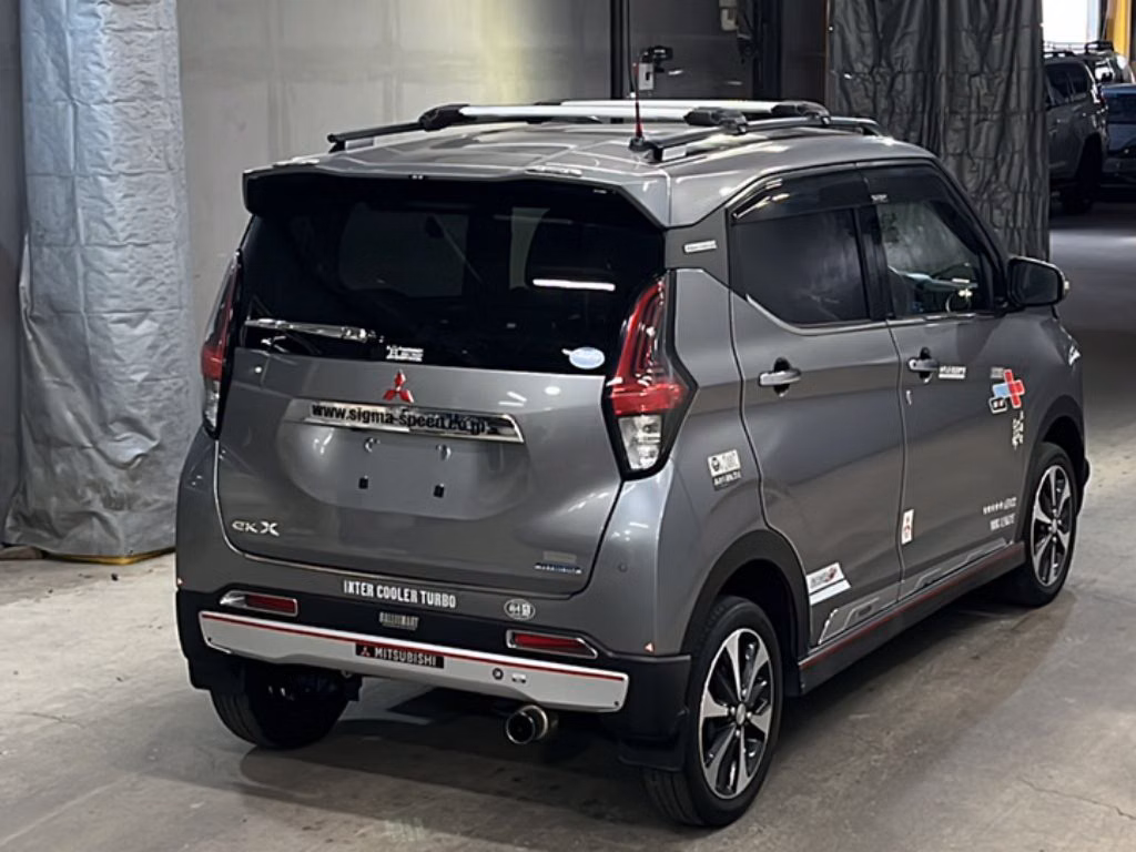 MITSUBISHI EK X