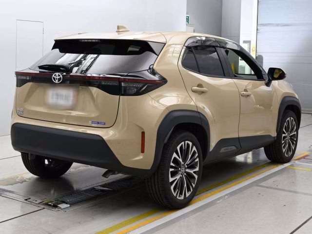 TOYOTA YARIS CROSS