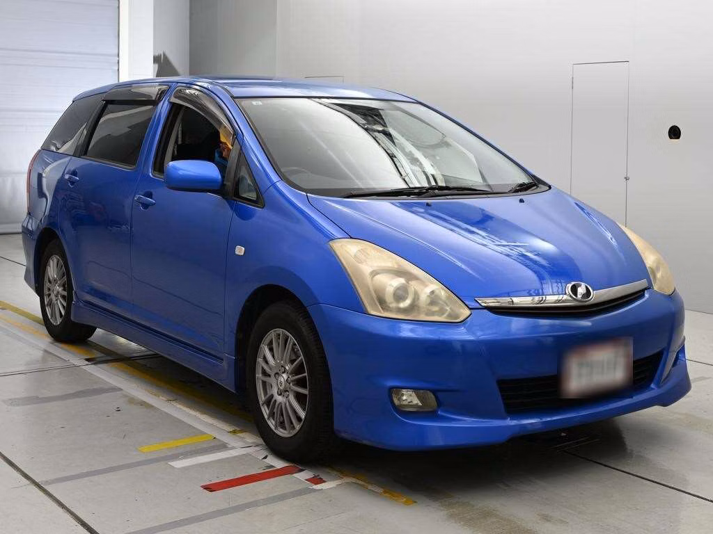 TOYOTA WISH