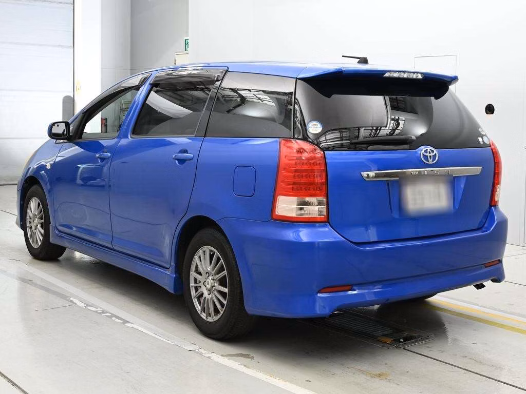 TOYOTA WISH