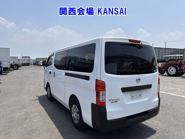 NISSAN NV350 CARAVAN