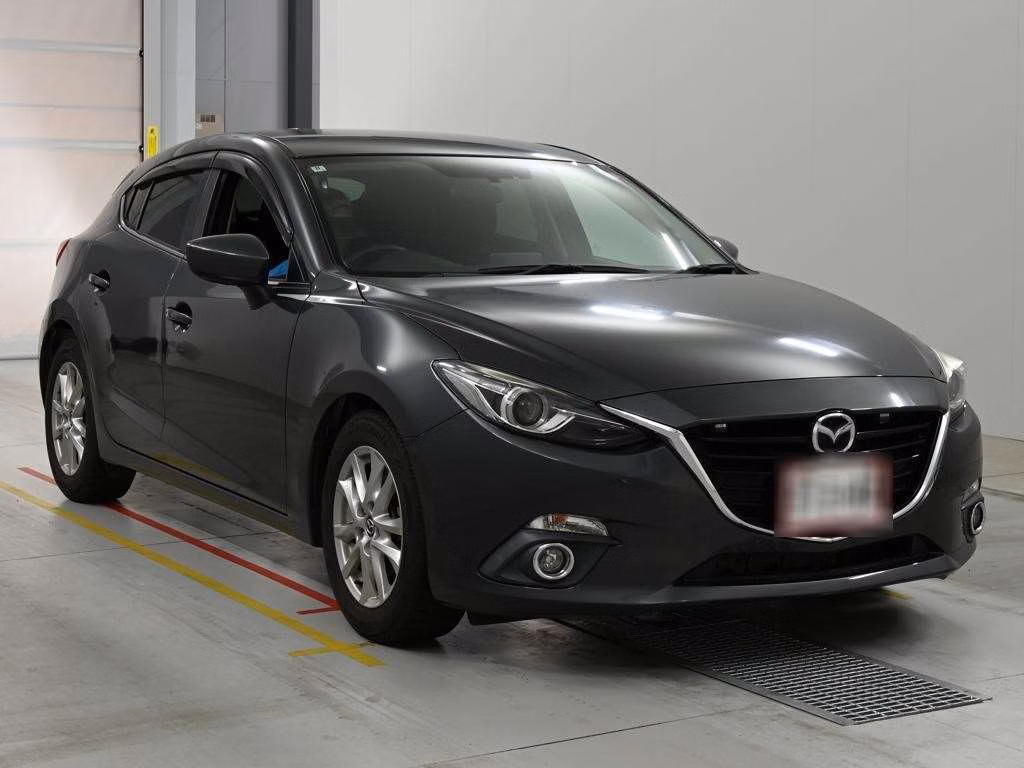 MAZDA AXELA