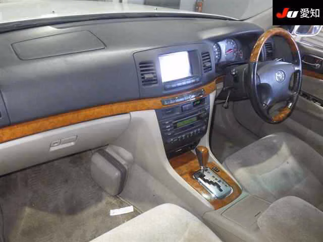 TOYOTA MARK II