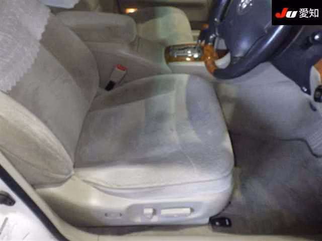 TOYOTA MARK II