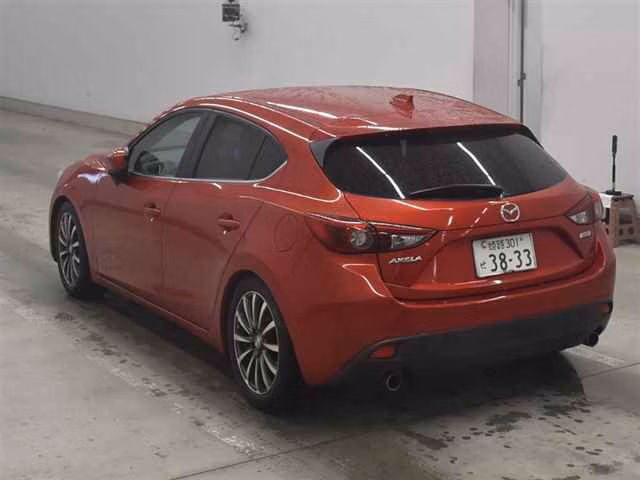 MAZDA AXELA