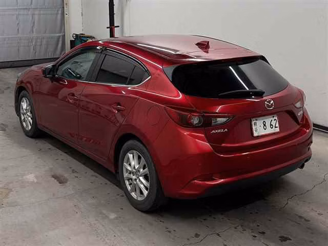 MAZDA AXELA