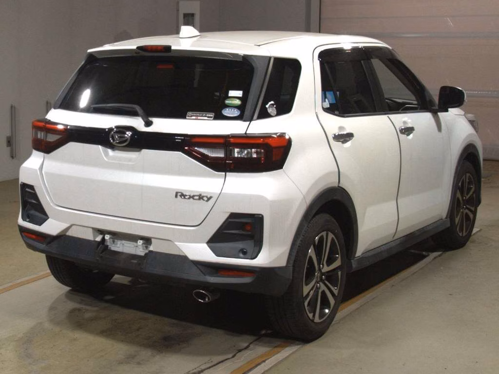 DAIHATSU ROCKY