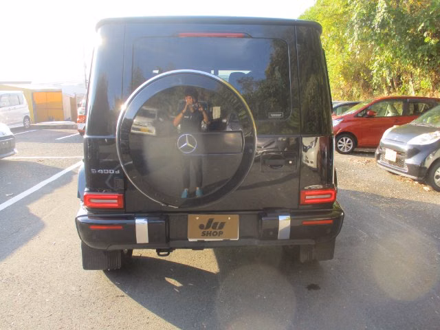 MERCEDES-BENZ G-CLASS