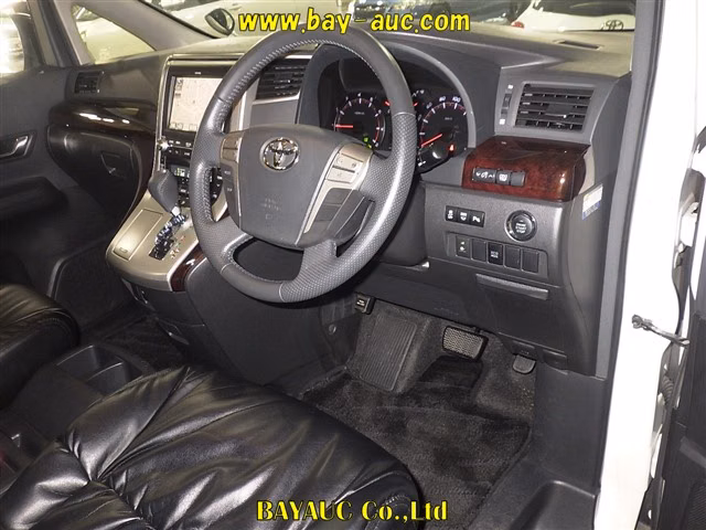 TOYOTA VELLFIRE