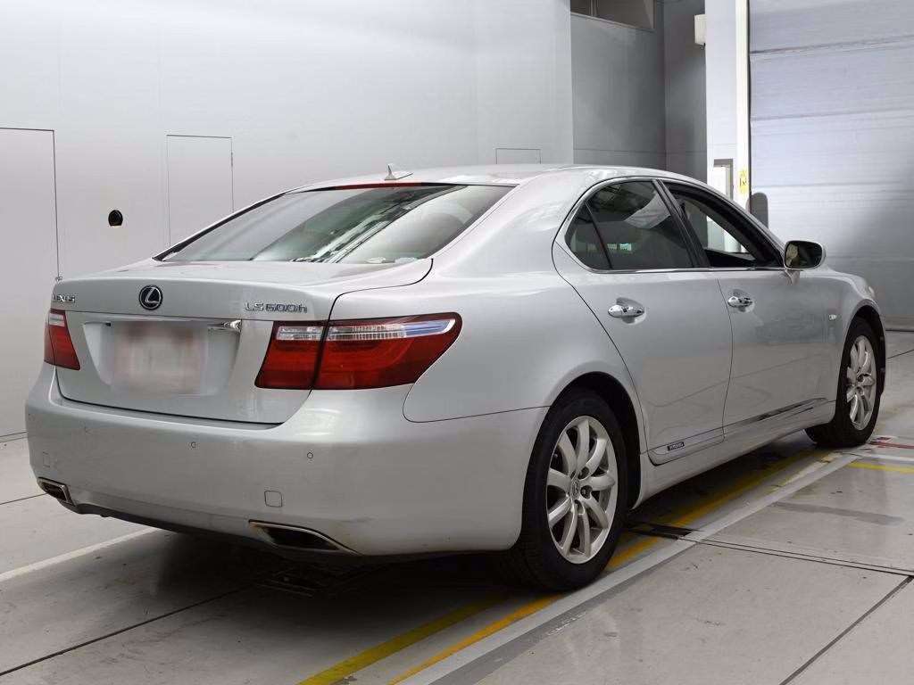 LEXUS LS600H