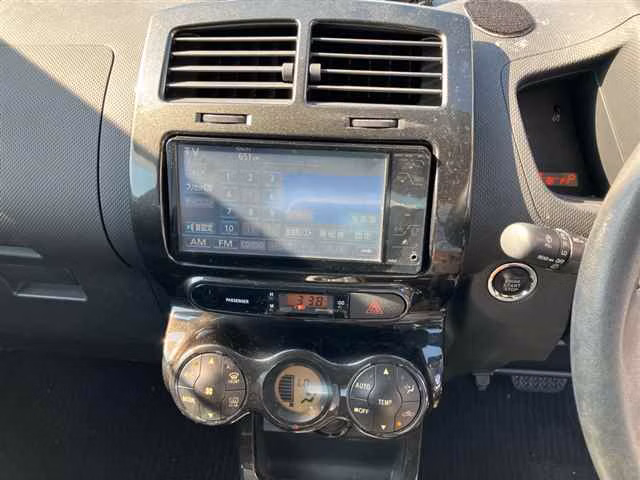 TOYOTA IST