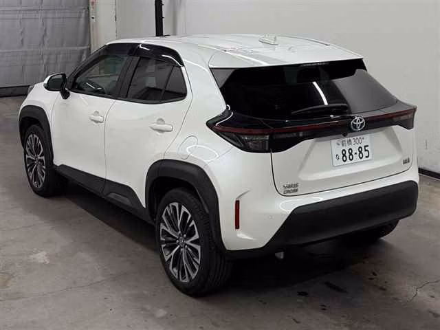 TOYOTA YARIS CROSS