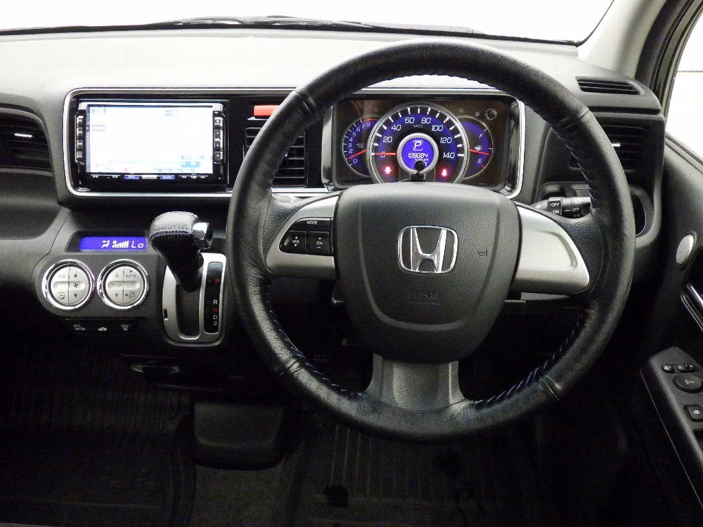 HONDA LIFE