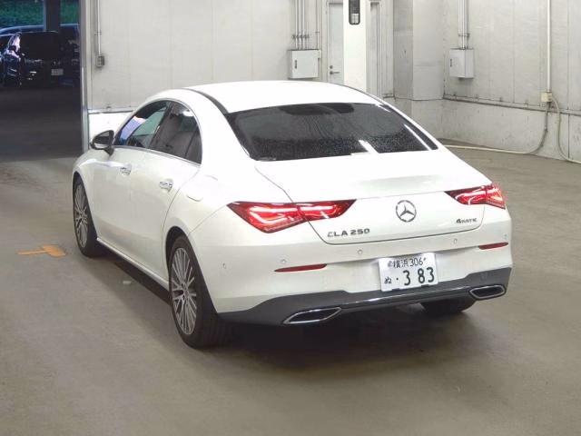 MERCEDES-BENZ CLA-CLASS