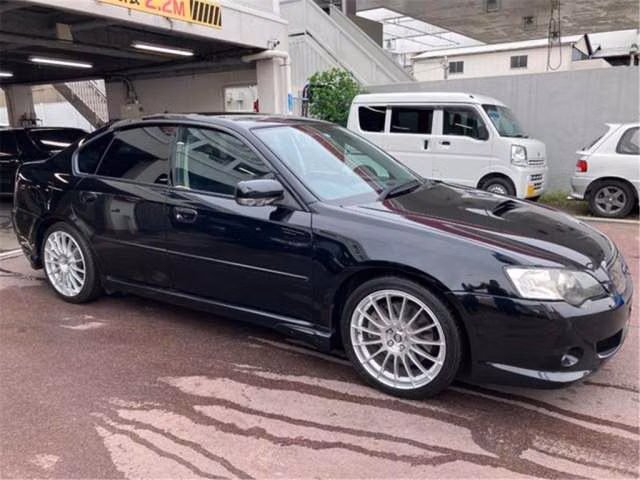 SUBARU LEGACY B4