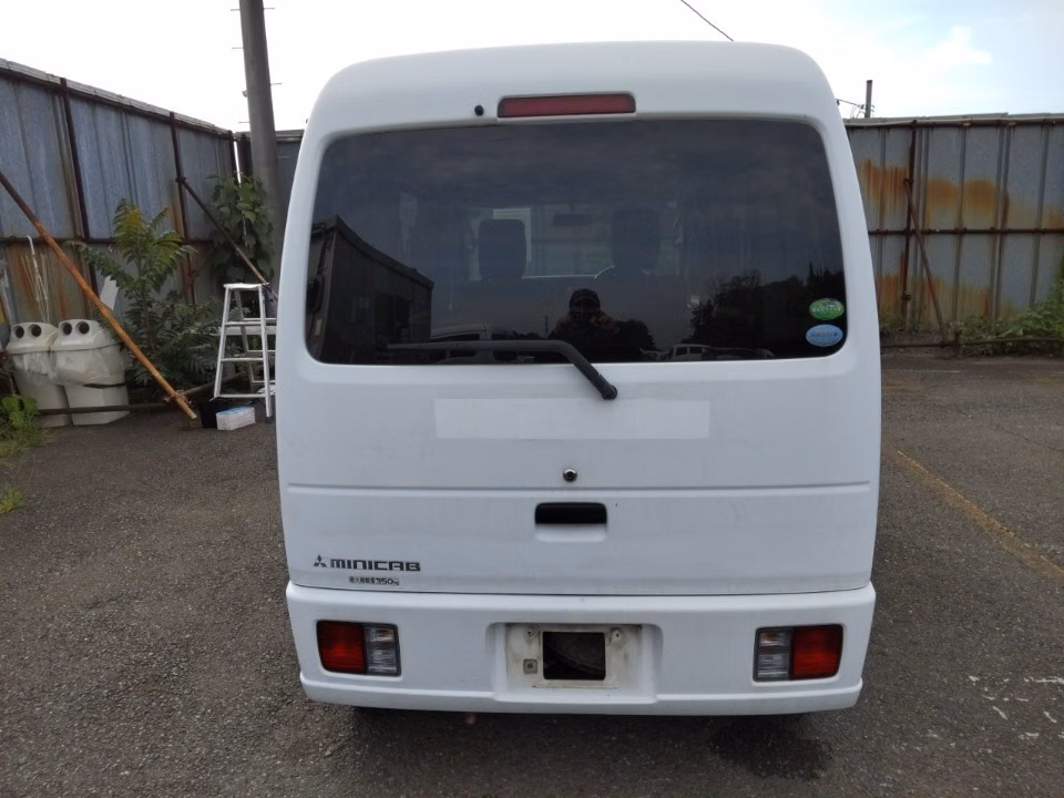 MITSUBISHI MINICAB