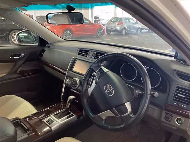 TOYOTA MARK X