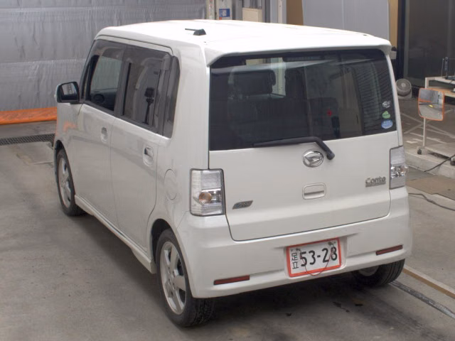 DAIHATSU MOVE CONTE