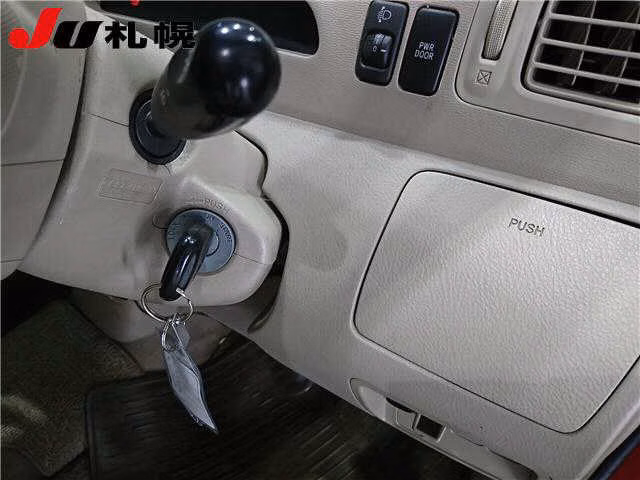 TOYOTA RAUM