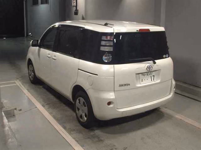 TOYOTA SIENTA