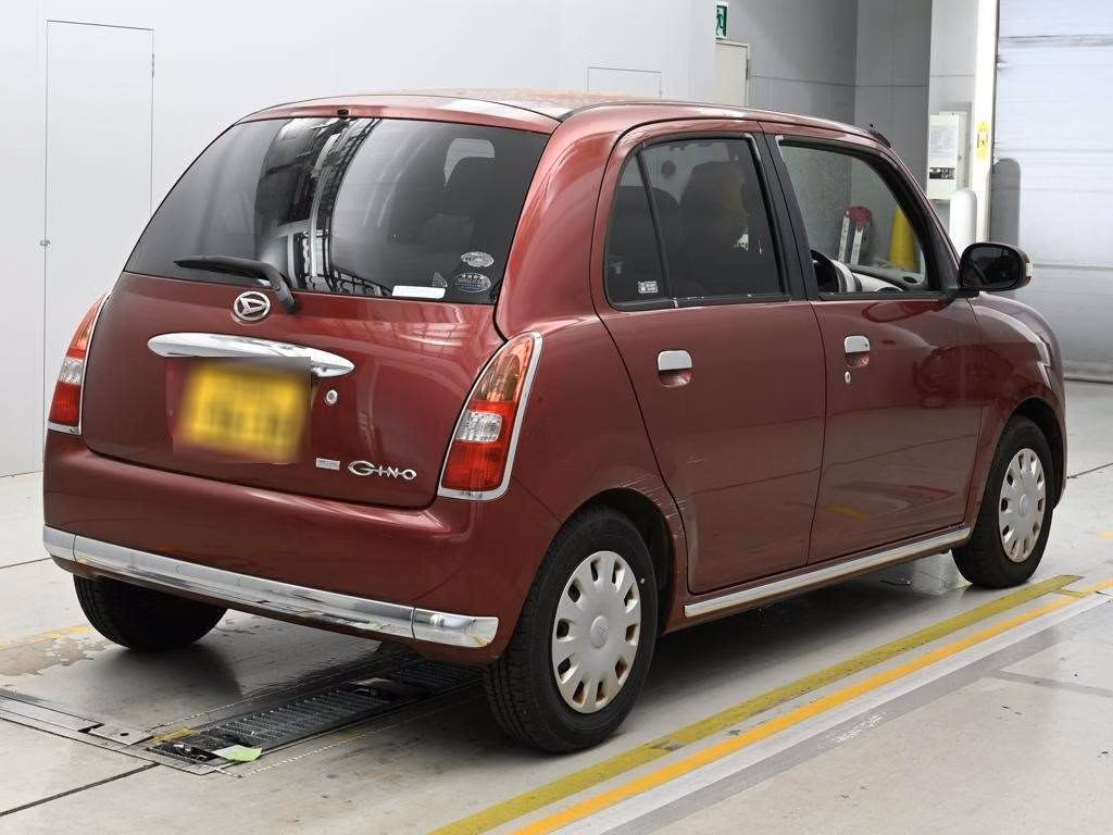 DAIHATSU MIRA GINO