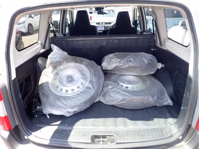 MAZDA FAMILIA