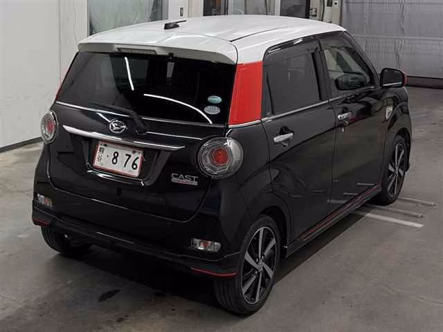 DAIHATSU CAST