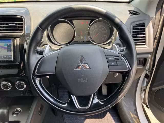 MITSUBISHI RVR