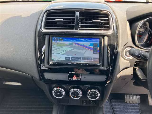 MITSUBISHI RVR