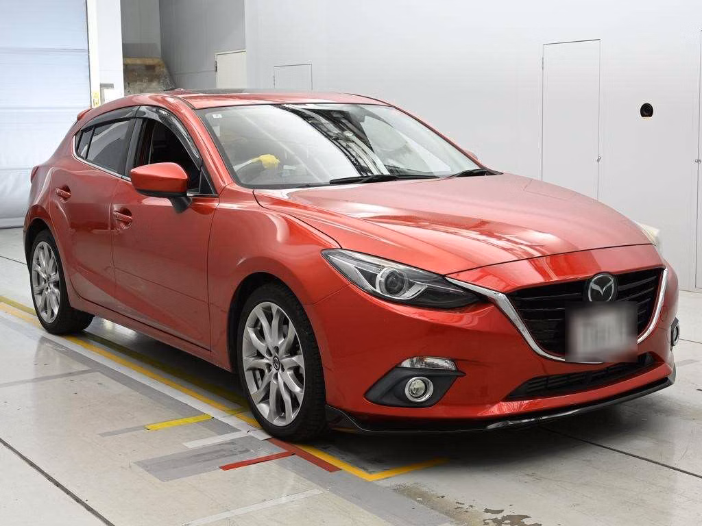 MAZDA AXELA