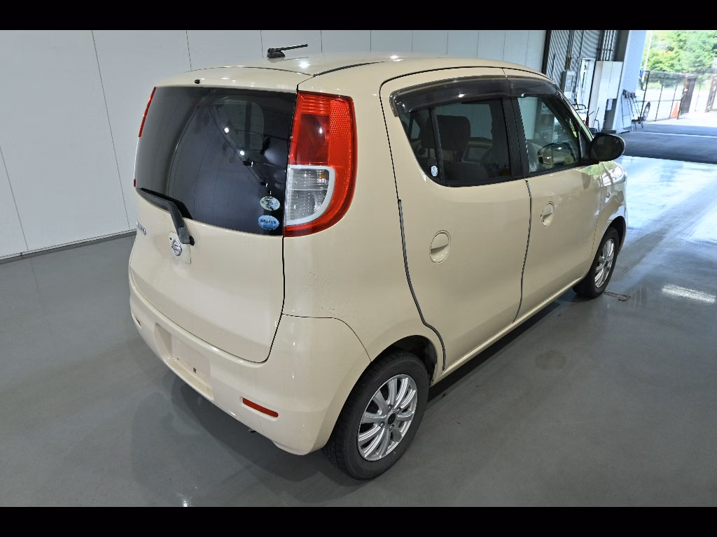 NISSAN MOCO