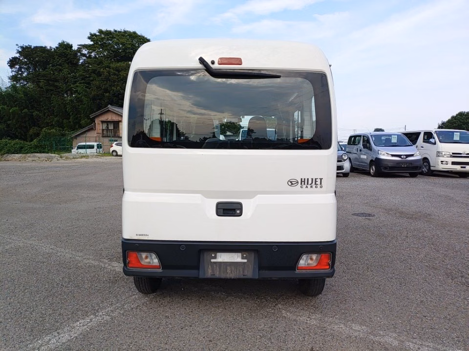 DAIHATSU ATRAI