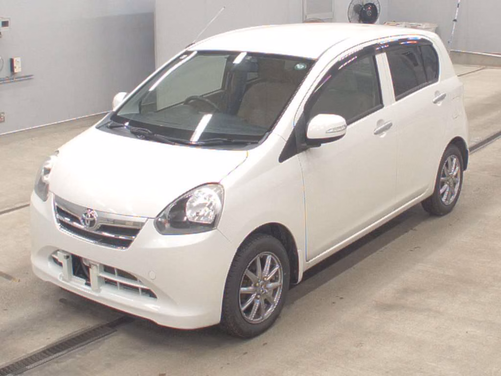 TOYOTA PIXIS EPOCH