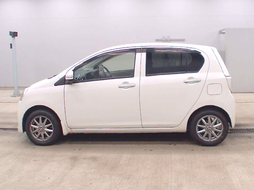 TOYOTA PIXIS EPOCH