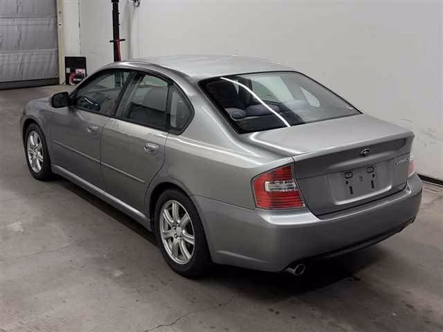 SUBARU LEGACY B4