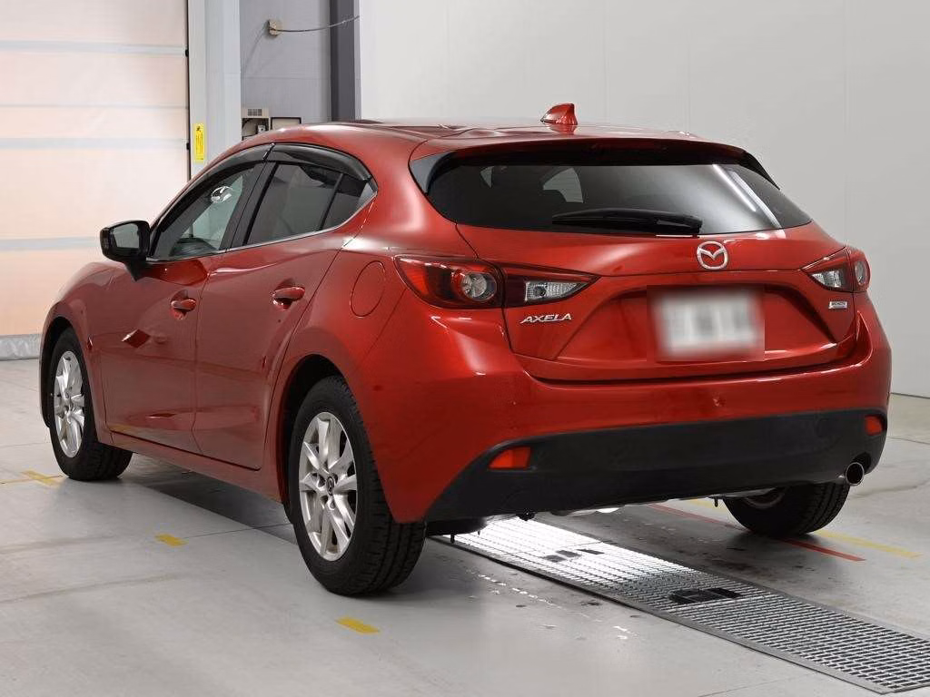 MAZDA AXELA