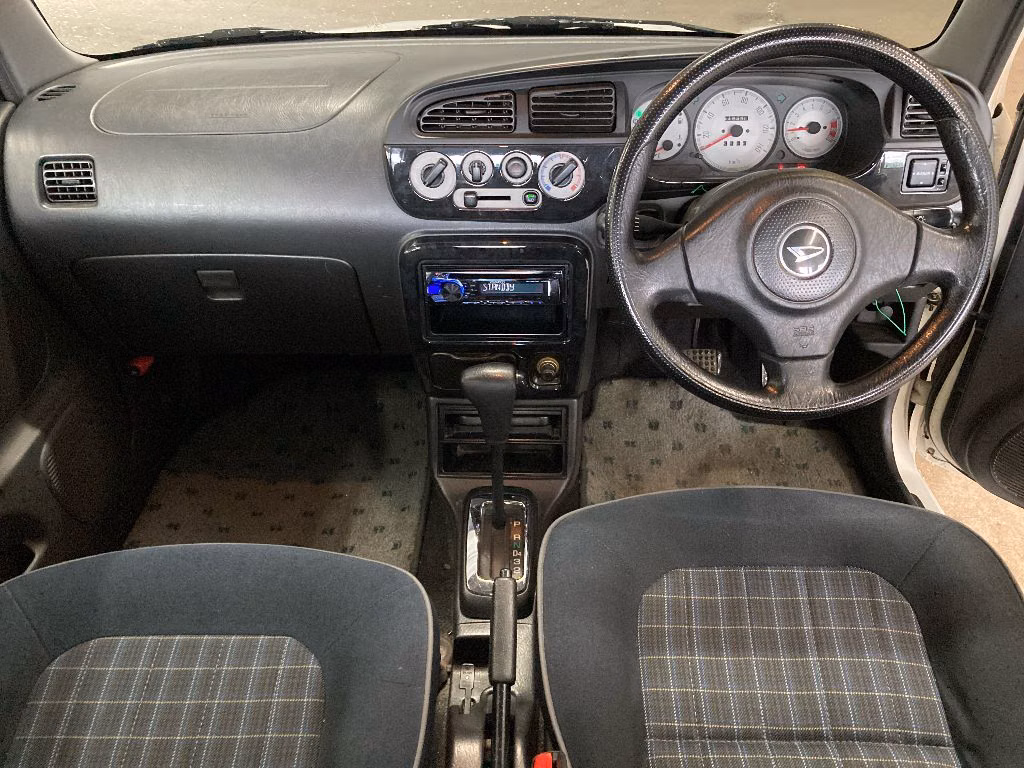 DAIHATSU MIRA GINO