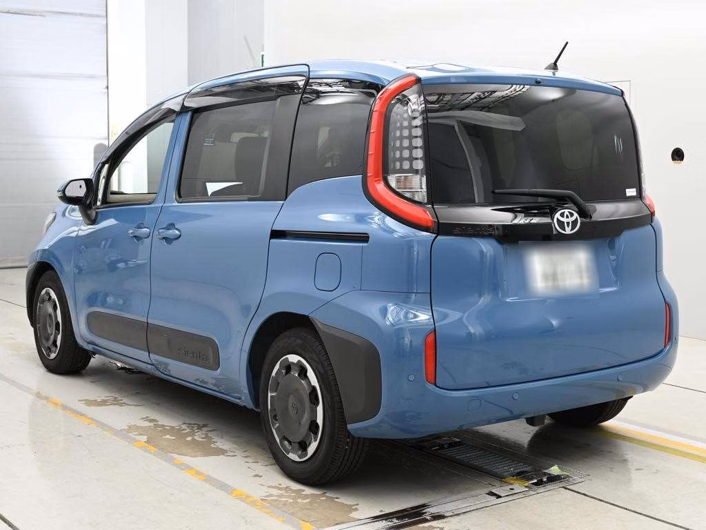 TOYOTA SIENTA