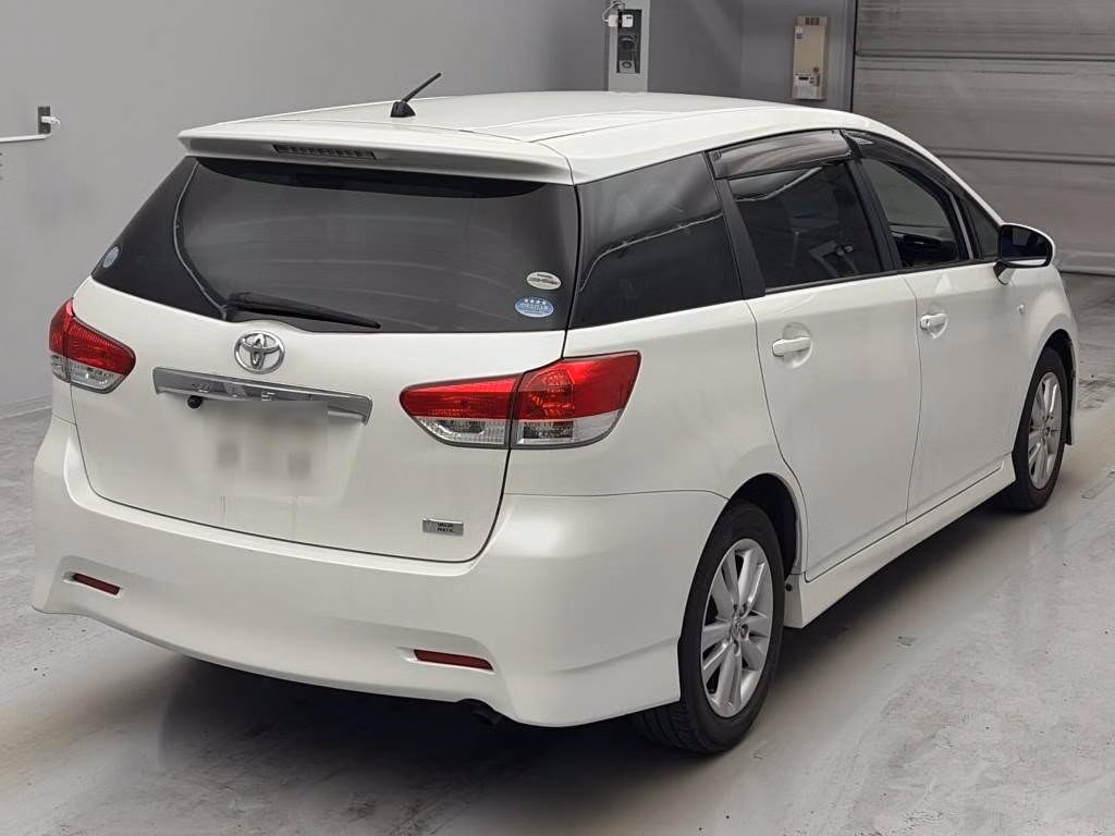 TOYOTA WISH
