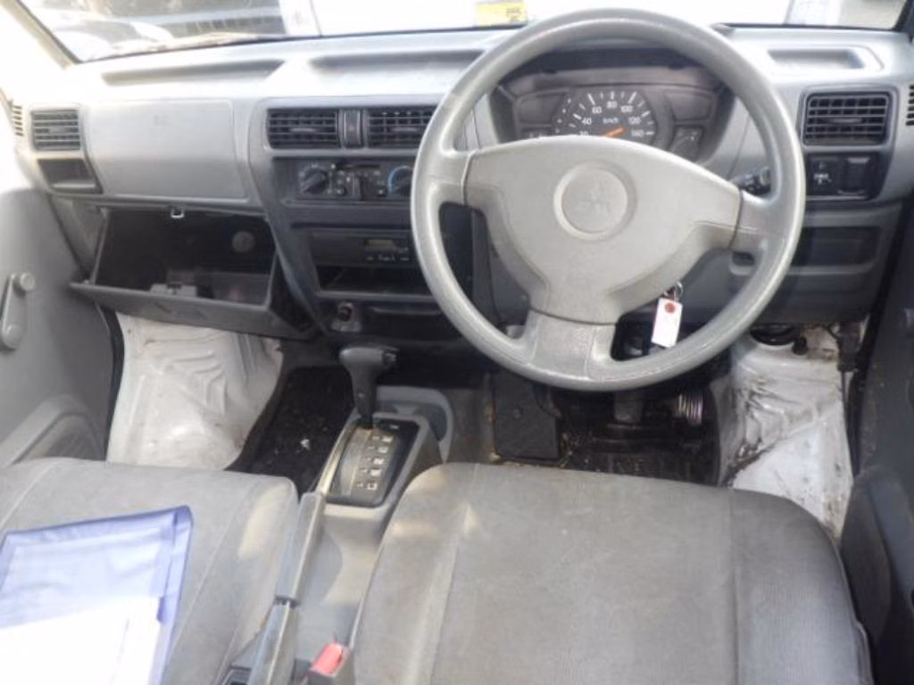 MITSUBISHI MINICAB