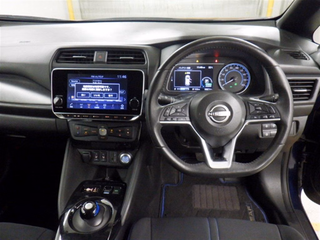NISSAN LEAF