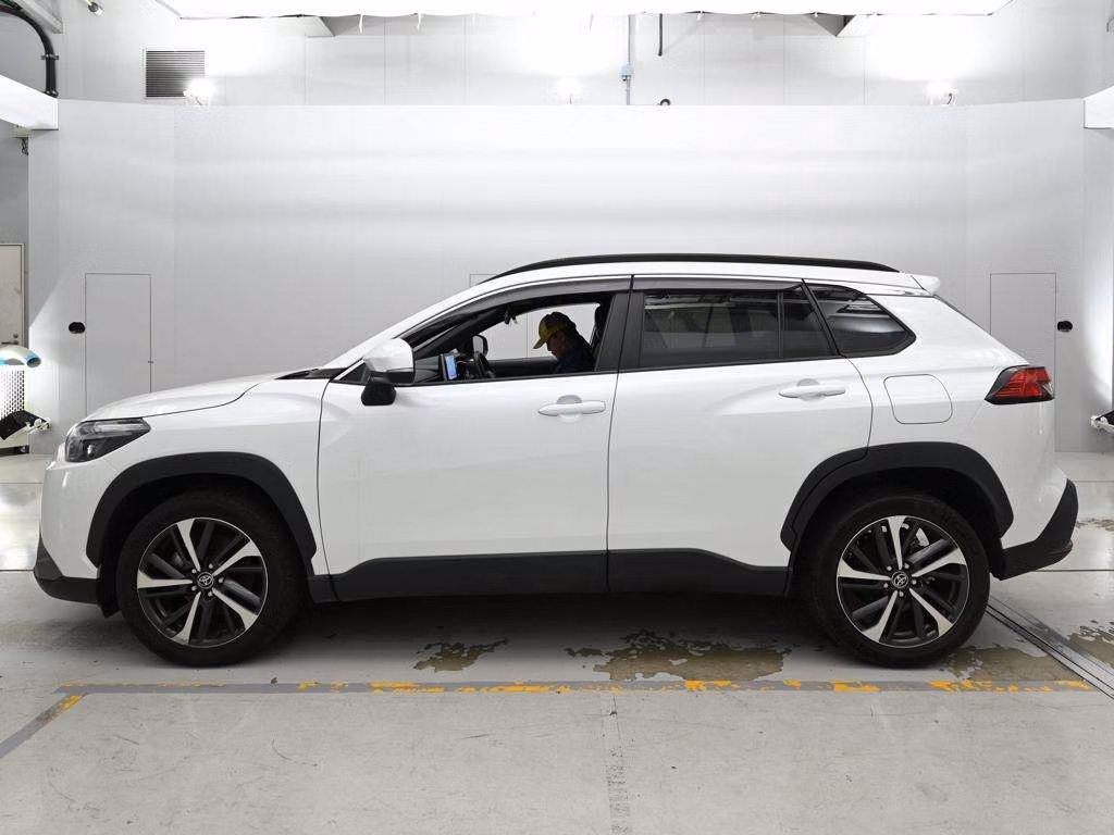 TOYOTA COROLLA CROSS